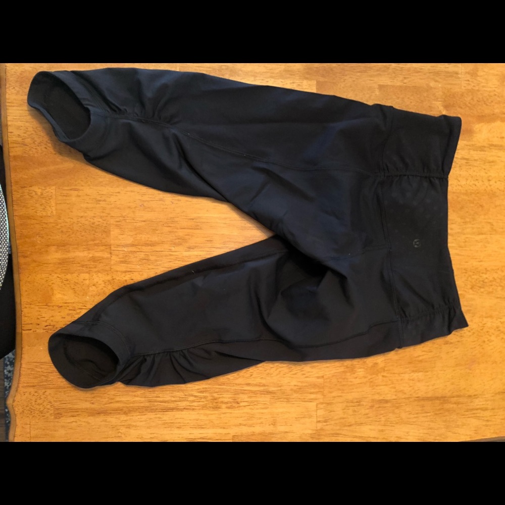 Lululemon size 8